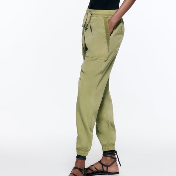 ZARA- GREEN/OLIVE JOGGING PANTS SIZE M - Picture 3 of 5